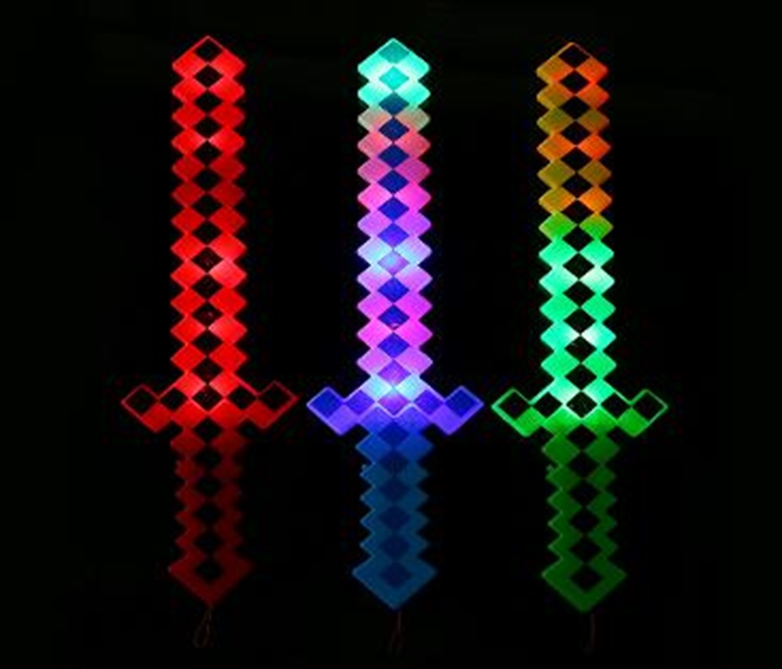 Іграшка зі світлом арт. C28414 (144шт) меч 62см 3 мікс