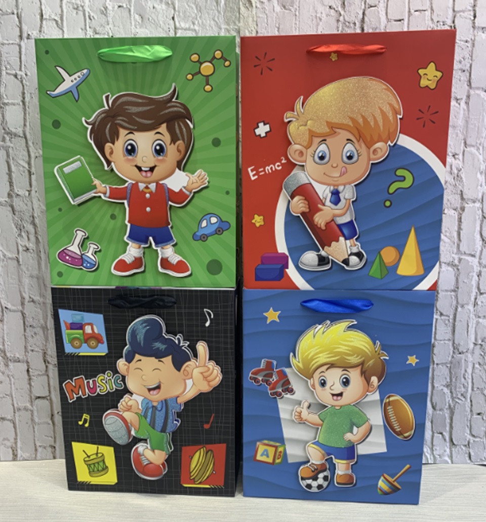 Подарунковий пакет арт. 2361L (180шт) для хлопчиків 40*12*30 см, 4 види, 12шт пакет./ціна за шт/