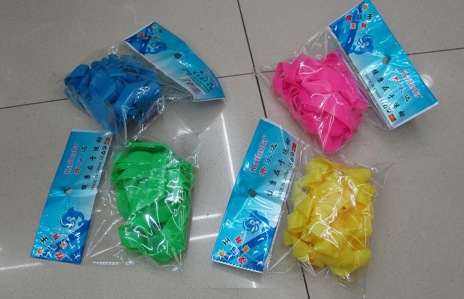 Гумка для стрибків CL1838 (800шт)довжина - 4м, 4 кольори, в пакеті