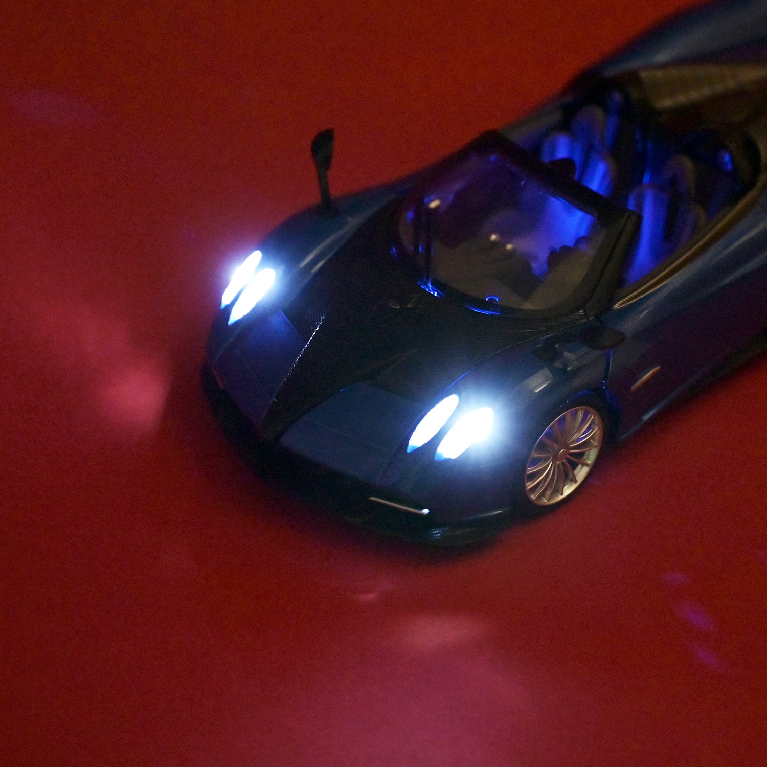 Машина мет. АВТОПРОМ арт. 68264A (12шт/2) 1:24 Pagani Huayra Roadster, батар,світло,звук,відкр.двері,кор. 24,5*12см