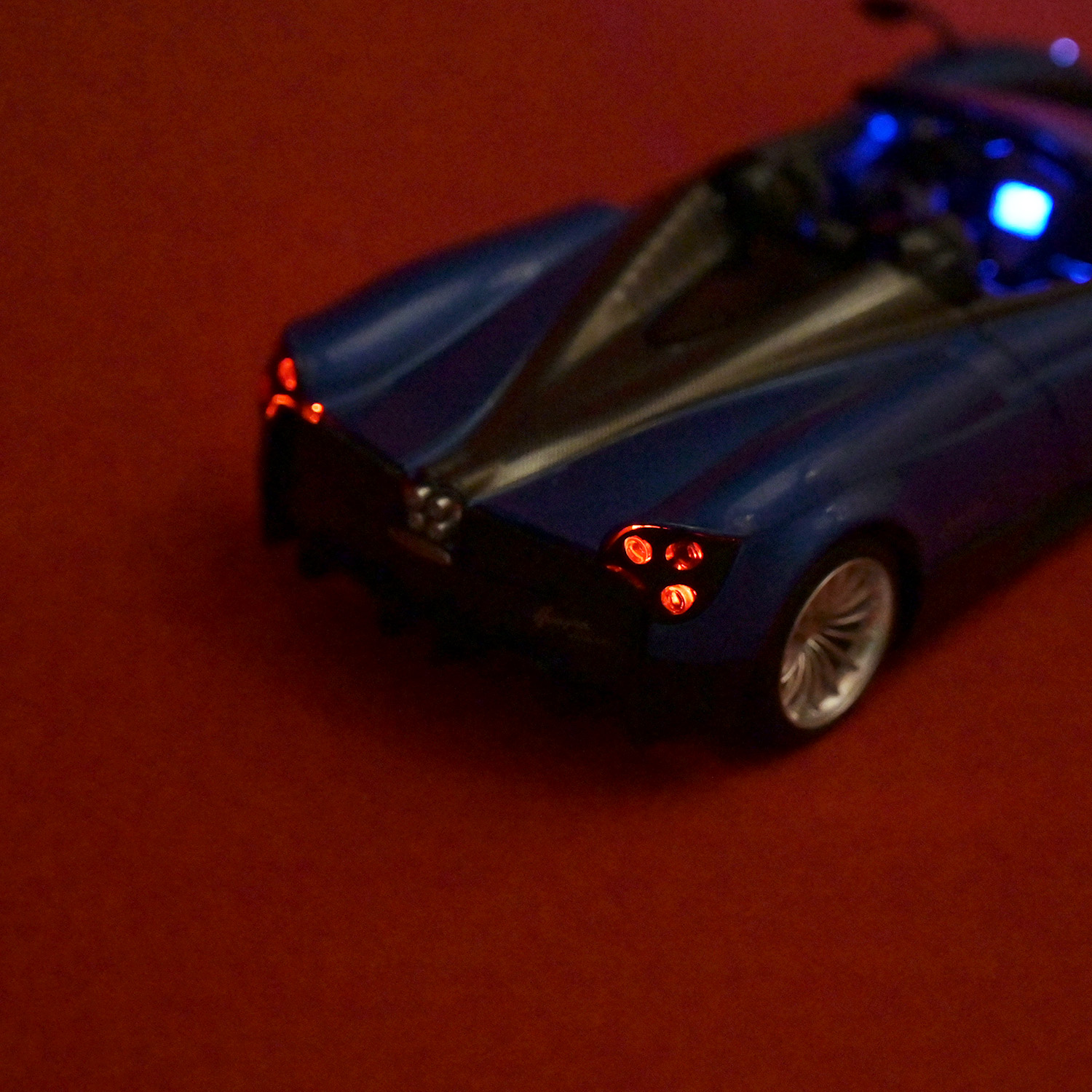 Машина мет. АВТОПРОМ арт. 68264A (12шт/2) 1:24 Pagani Huayra Roadster, батар,світло,звук,відкр.двері,кор. 24,5*12см