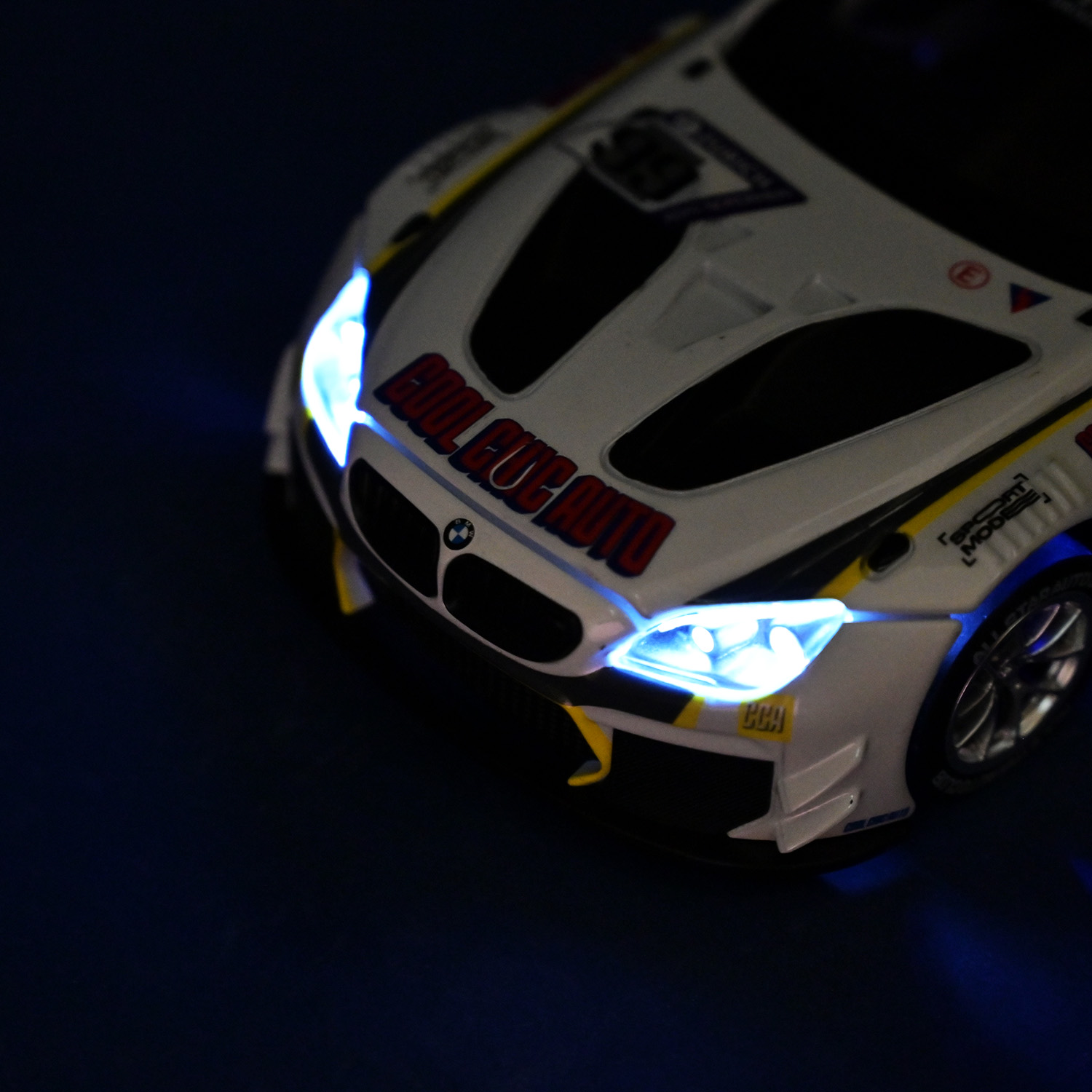 Іграшка машина мет. АВТОПРОМ арт. 68278A(W) (12шт/2) 1:24 BMW M6 GT3, батар,світло,звук,відкр.двері,кор. 24,5*12см