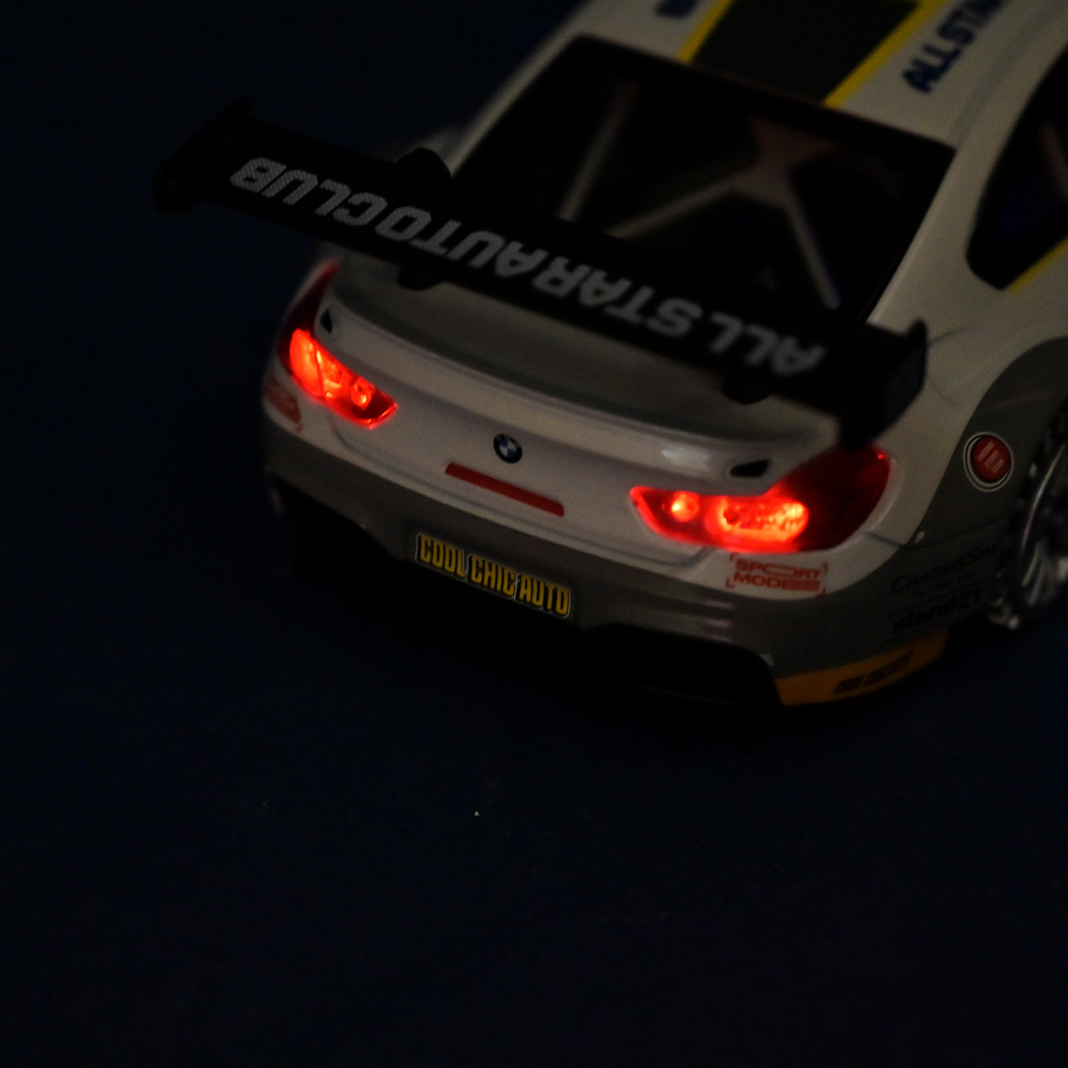 Іграшка машина мет. АВТОПРОМ арт. 68278A(W) (12шт/2) 1:24 BMW M6 GT3, батар,світло,звук,відкр.двері,кор. 24,5*12см