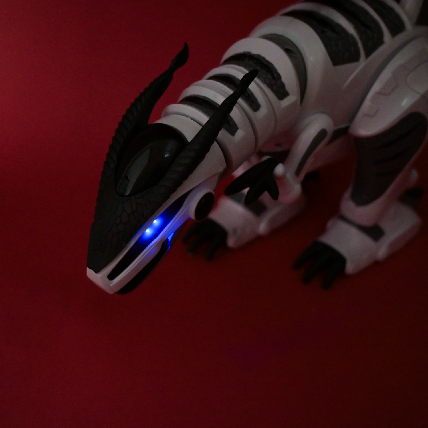 Тварина інтерак. дінозавр арт. K9 (6 шт) на р/к, ходить, стріляє, світов.і звуков.ефекти, короб.59,5*17,8*33,3см