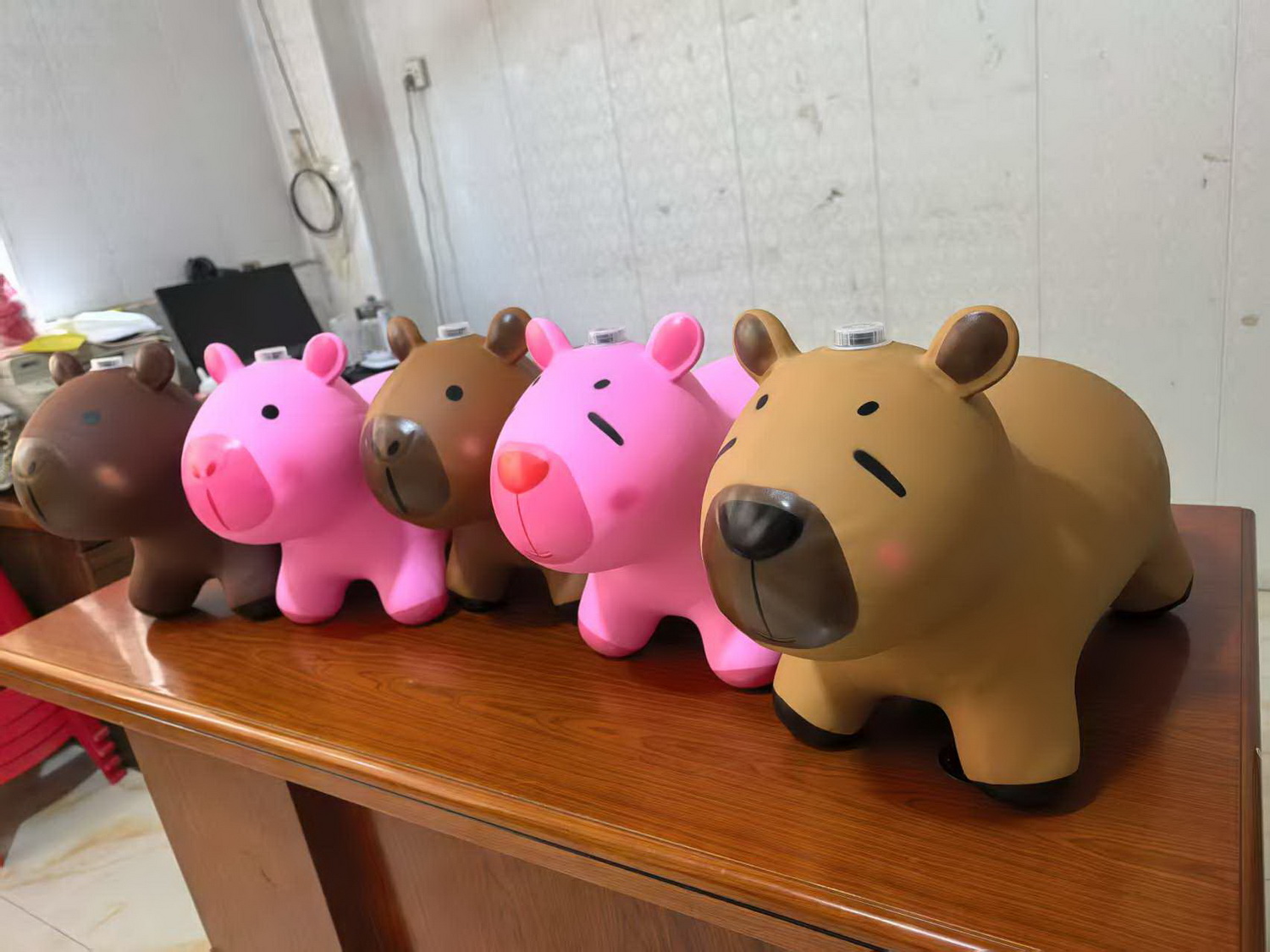 Стрибун гумовий арт. RB26512 (30шт)  Капібара 1300 грам